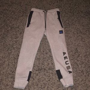 Grey American eagle joggers